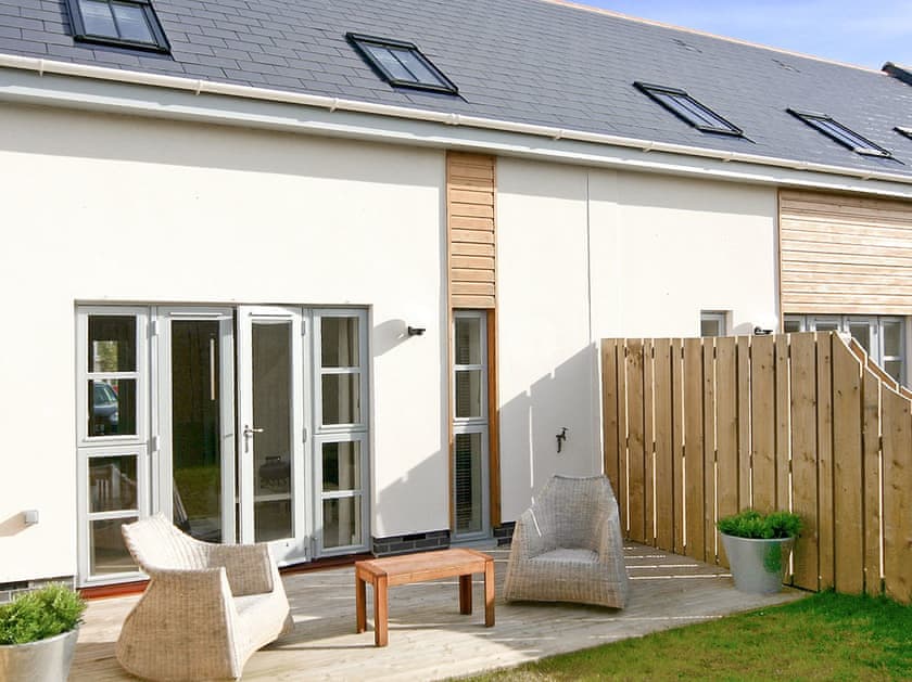 Sitting-out-area | Villa 23, St Merryn, nr. Padstow