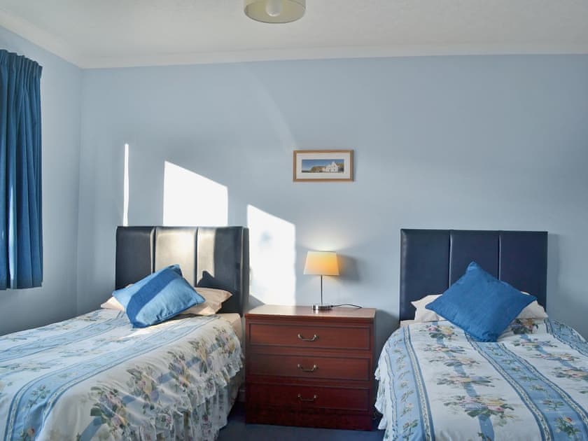 Twin bedroom | Tall Pines, Carrbridge