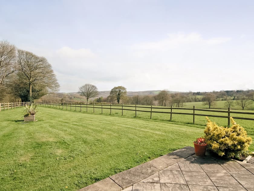 Garden | The Granary, Kinglsey Holt, nr. Ashbourne