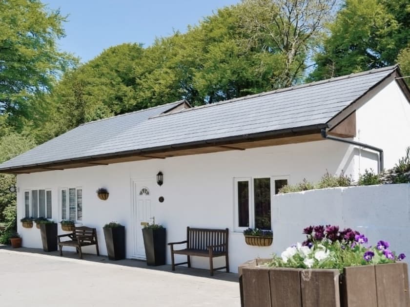 Exterior | Rose Cottage, Mydroilyn, nr. New Quay and Aberaeron