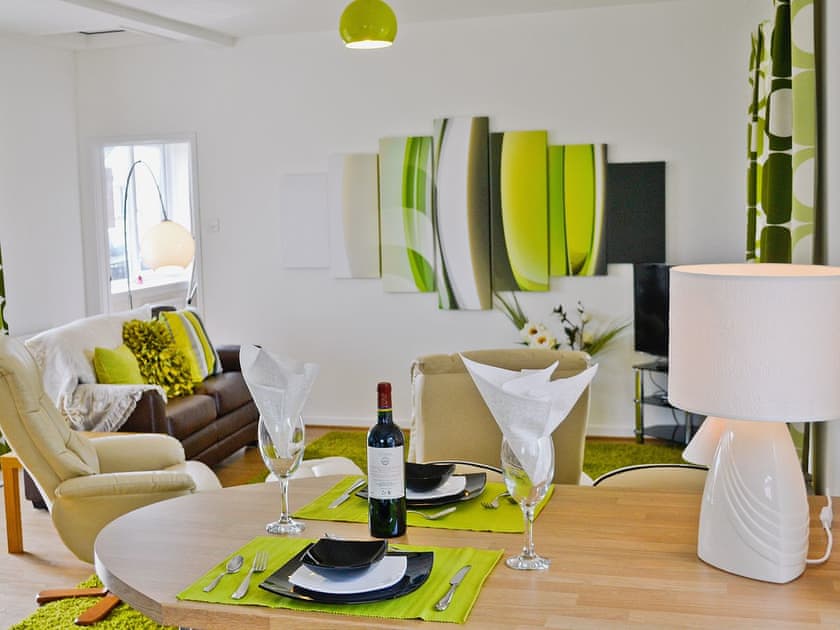 Open plan living/dining room/kitchen | Llwynbedw, St Dogmaels, nr. Cardigan