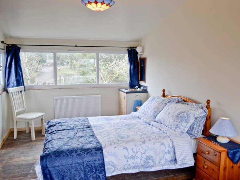 Double bedroom | Stonylea Cottage, Cumbernauld