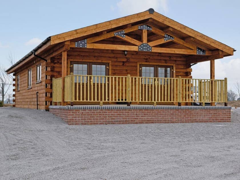 Exterior | No. 6 Lake View Lodge, Old Leake, nr. Boston