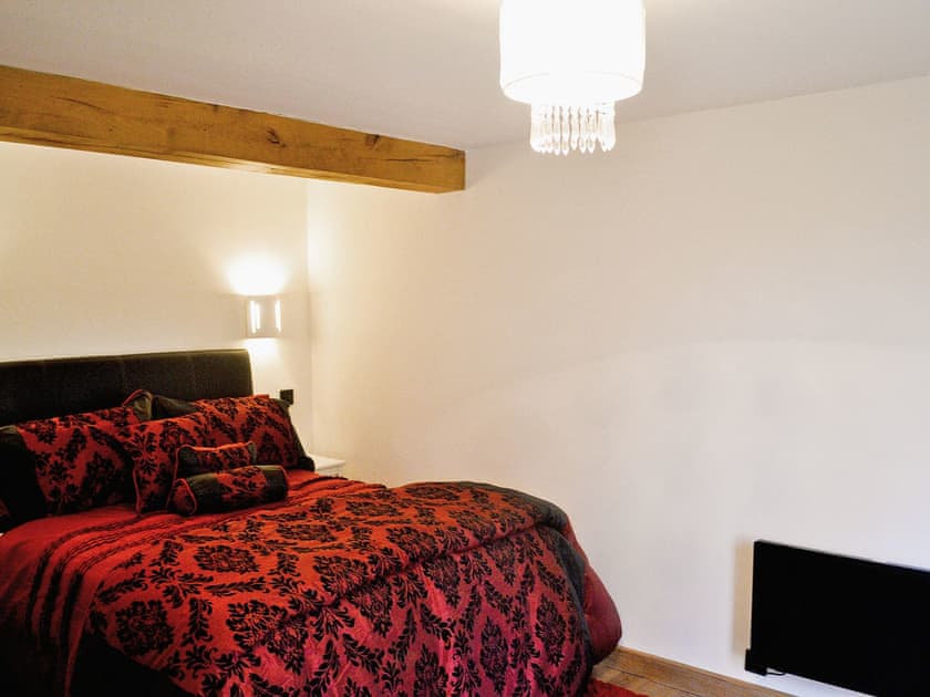 Double bedroom | Dove Cottage, Ampney Crucis, nr. Cirencester