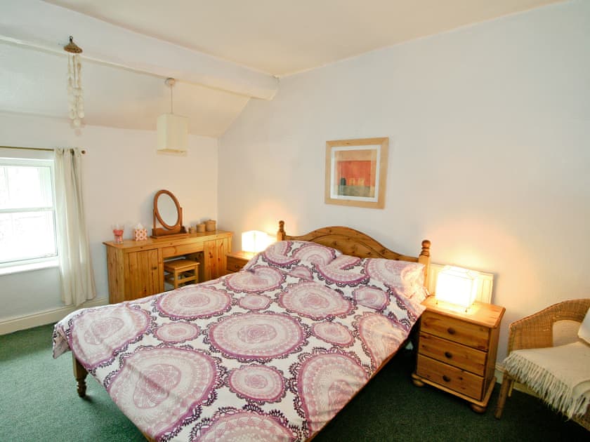 Double bedroom | Drum And Monkey Cottage, Chapel-en-le-Frith