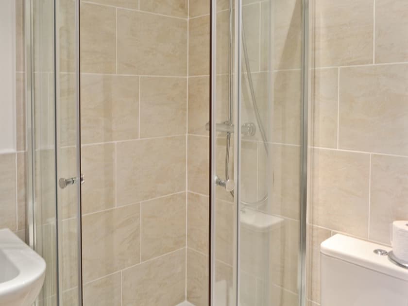 Shower room | Meadowsweet, Newburgh, Fife