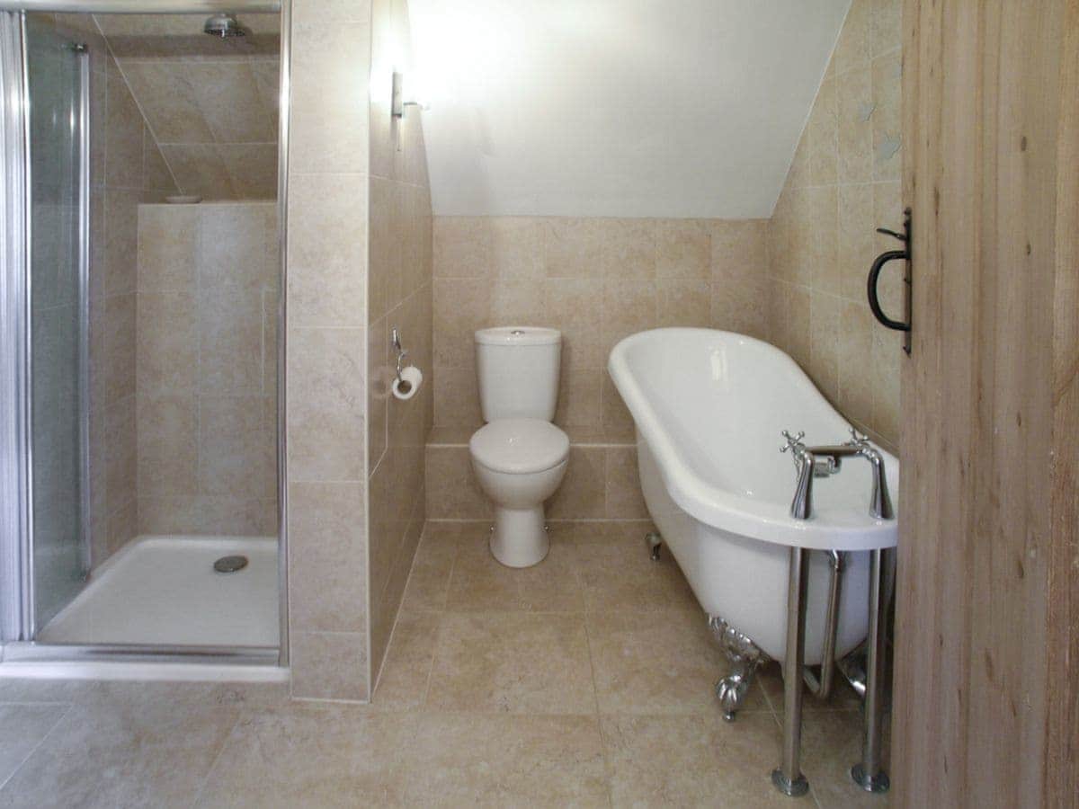 Escape Bathrooms Chard two bridge cottage (ref exj) in bridge, near chard, somerset Escape Bathrooms Chard two bridge cottage (ref exj) in bridge, near chard, somerset