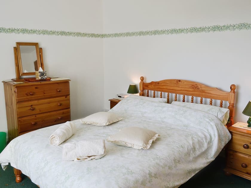 Double bedroom | Tanpencefn Mawr, Brynsiencyn