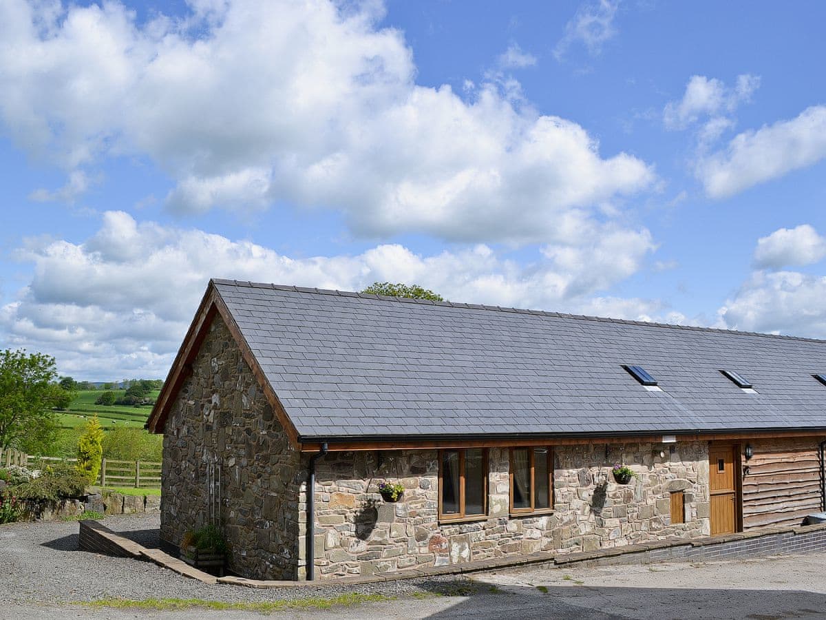 Y Dderwen at Brynglas Farm