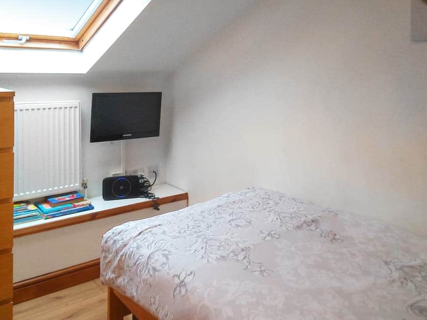 Double bedroom | Barn Cottage, Skegness