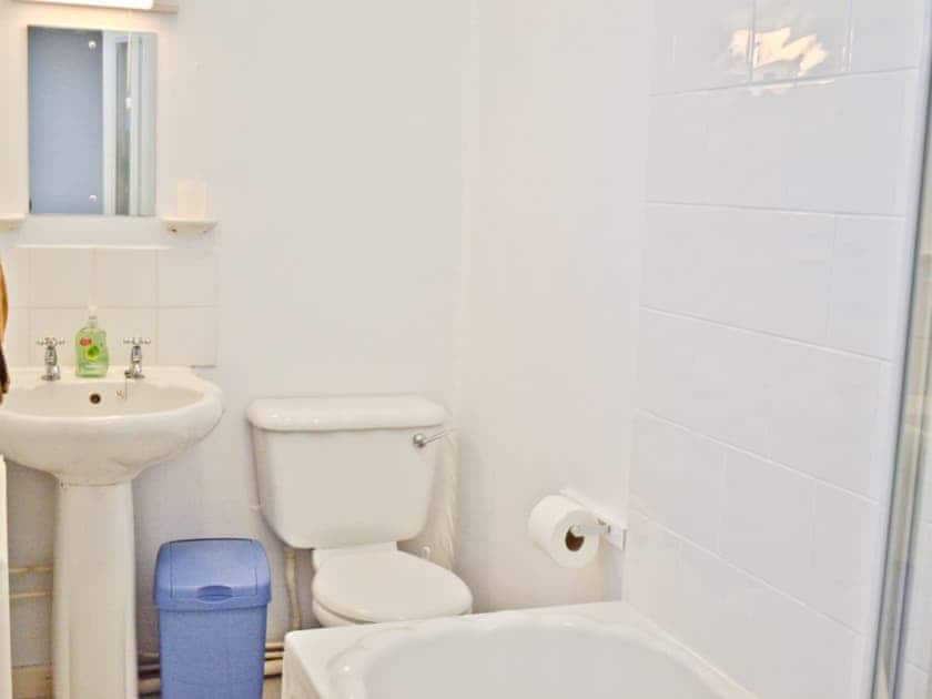 Bathroom | St Mary’s House, Penzance