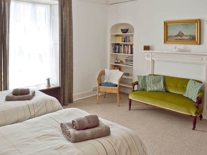 Twin bedroom | St Mary’s House, Penzance