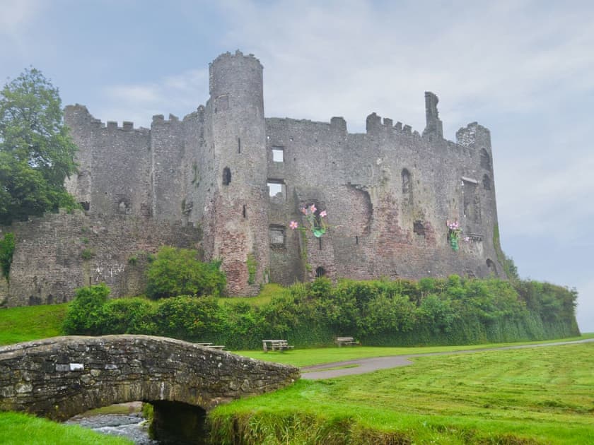 Laugharne Castle | Elm Cottages - Elm View, Cwmbach, nr. Whitland