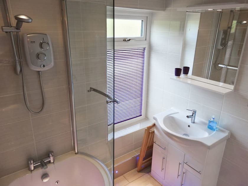 Bathroom | Eldin Hall Cottage Three, Cayton Bay, nr. Scarborough