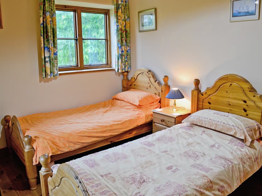 Twin bedroom | Blackberie Cottage, Nr. Beaminster