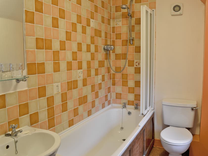 Bathroom | Blackberie Cottage, Nr. Beaminster