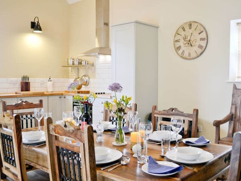 Kitchen/diner | Tanylan Farm Cottages - Coal House, Kidwelly