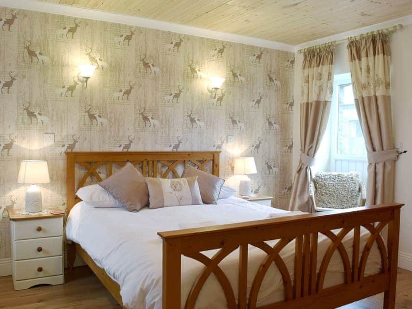 Double bedroom | Tanylan Farm Cottages - Coal House, Kidwelly