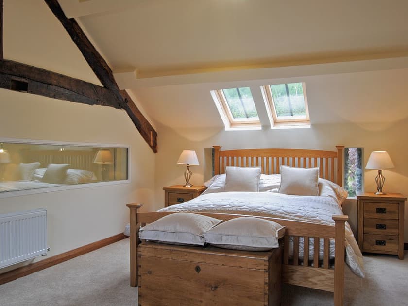 Double bedroom | Hendre Barn Mawr, Abergynolwyn