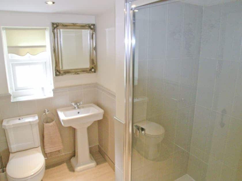 Shower room | Captain’s Cottage, Winterton-on-Sea
