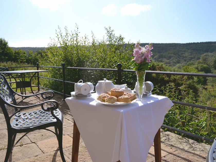 Sitting-out-area | Stockham Lodge, Colyton