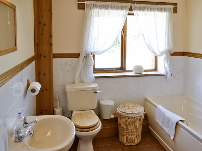Bathroom | The Paddock, Nr. Marazion