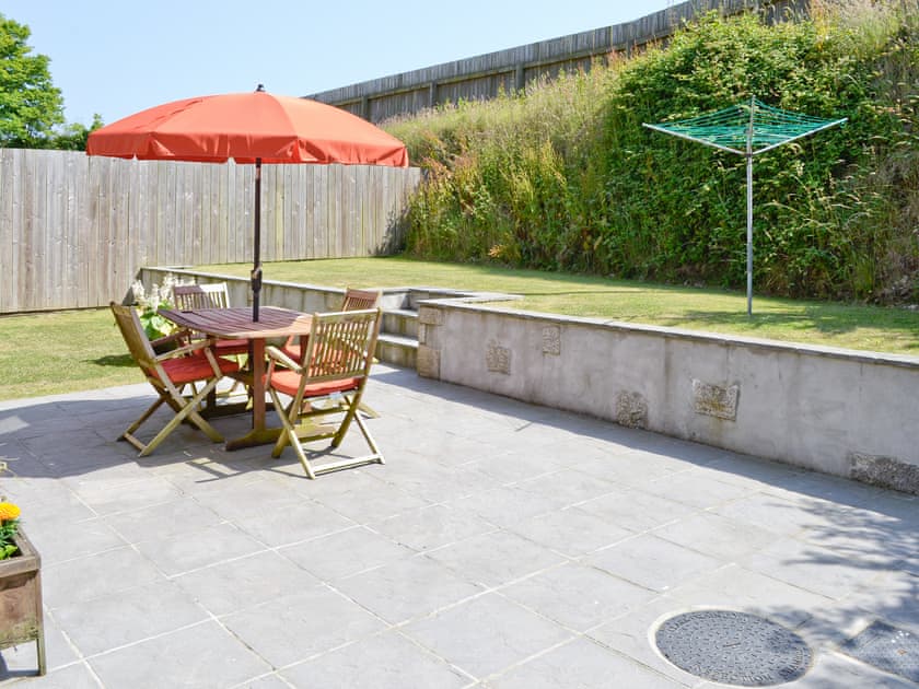 Sitting-out-area | Little Content Farm Cottage, Gunwalloe, nr. Helston