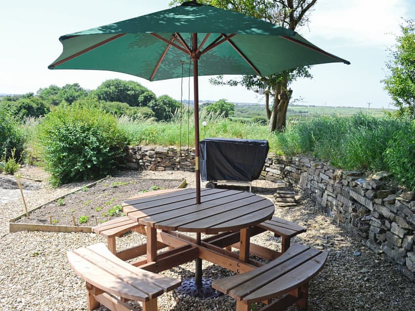 Sitting-out-area | Dover Row Cottage, Zelah, nr. Perranporth