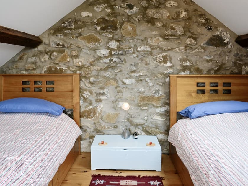Twin bedroom | Ty Hir, Aberdaron, Pwllheli