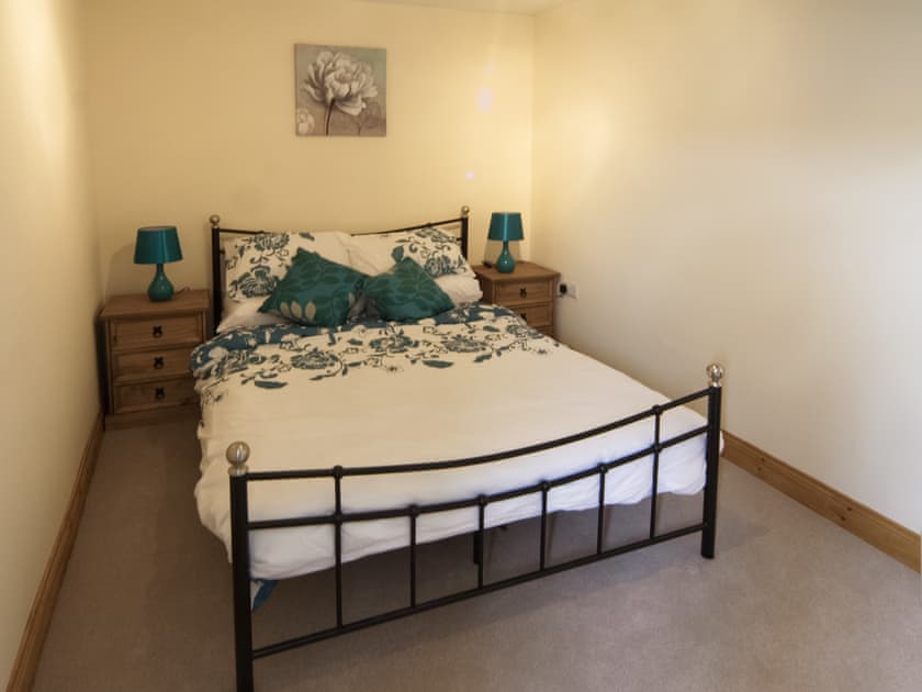 Double bedroom | Cefnaire Isaf, Newtown