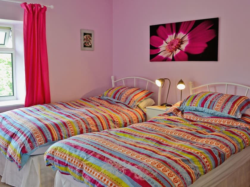 Twin bedroom | Maes-yr-Adwy, Abergorlech