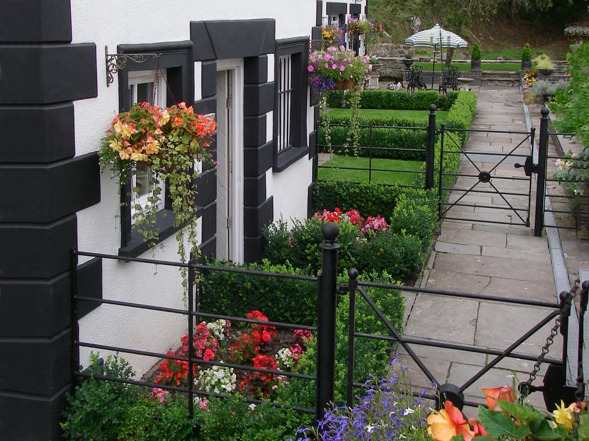 Sheriffs Lodge - Holiday Lodge in South Wales - Image 1