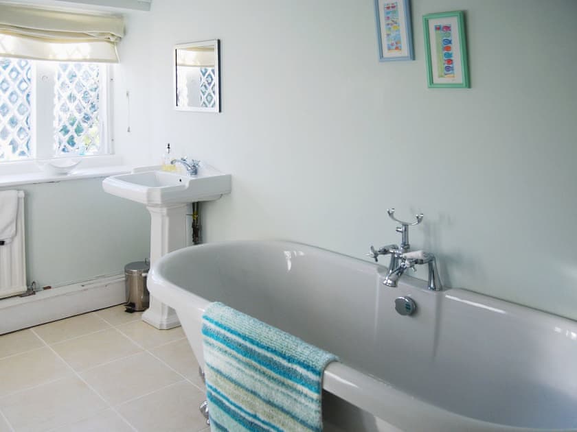Bathroom | Park House, Harlaxton, nr. Grantham
