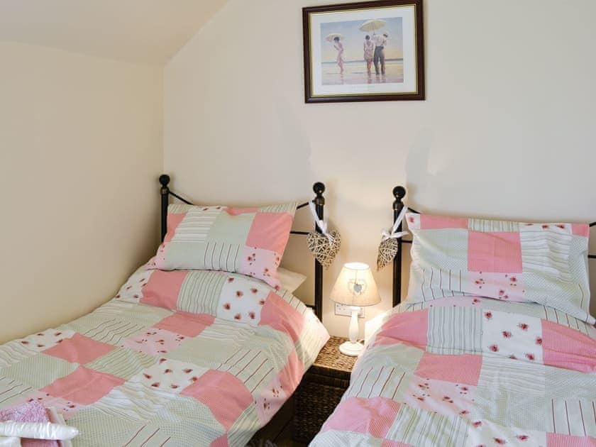Twin bedroom | Shrubberies Cottage, Old Liverton Village near Staithes