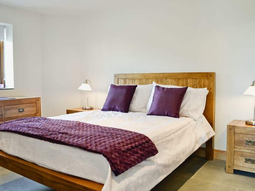 Double bedroom | Bwthyn Y Mynach, Nantgaredig, nr. Carmarthen