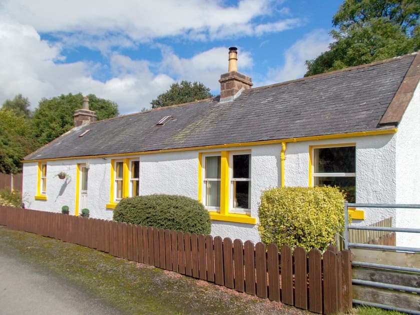 Delightful holiday home | Blaeberry Cottage, Near Lockerbie