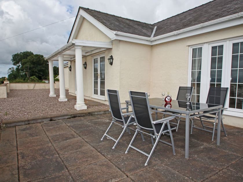 Ty Canol, Brynteg, Anglesey