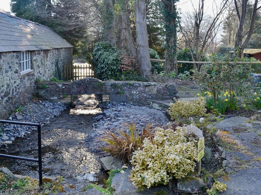 Garden | Abbey End, Maenan, Conwy
