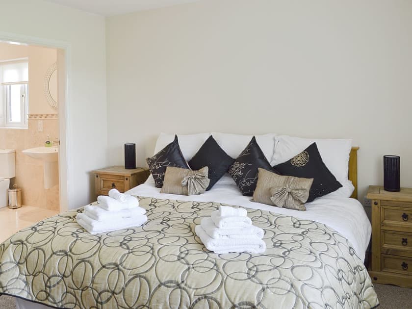 Double bedroom | Groes Faen-Bach Farmhouse, Babell near Holywell, Flintshire
