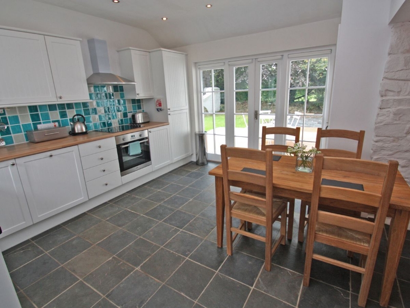 Cei Newydd, Nanternis near New Quay