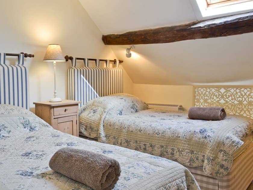 Comfortable twin bedroom | Penroc - Ty Mari-Penroc, Cwmystwyth, Aberystwyth
