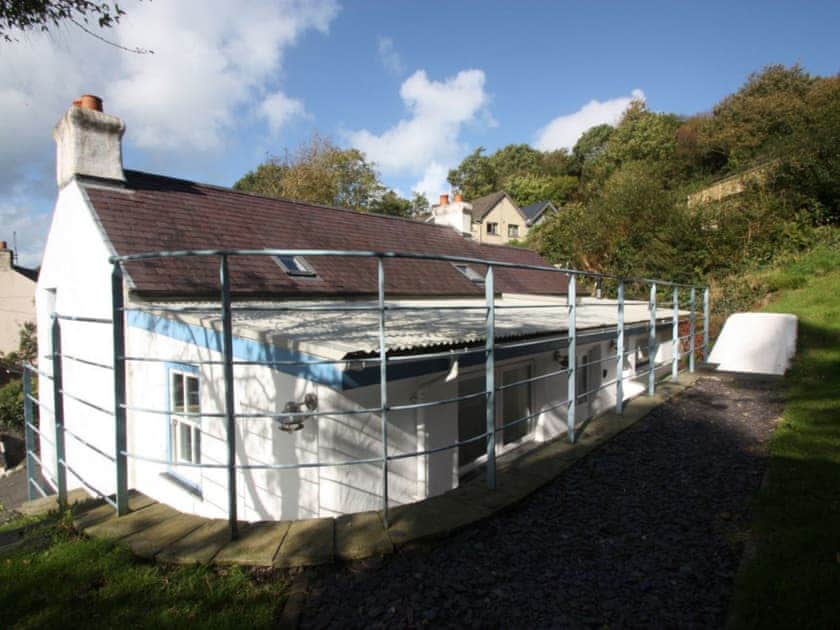 Old Dinas Arms, Lower Town, Fishguard