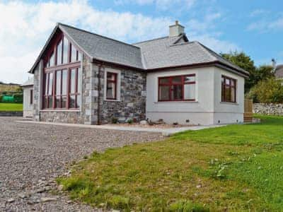 Seaview Ref 29024 In Isle Of Whithorn Dumfries And Galloway