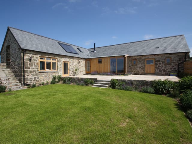 Sychpant Barn Ref Cc631084 In Near Newport Pembrokeshire