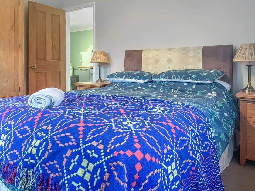 Shower room | Heron’s Lodge, Llanarthney