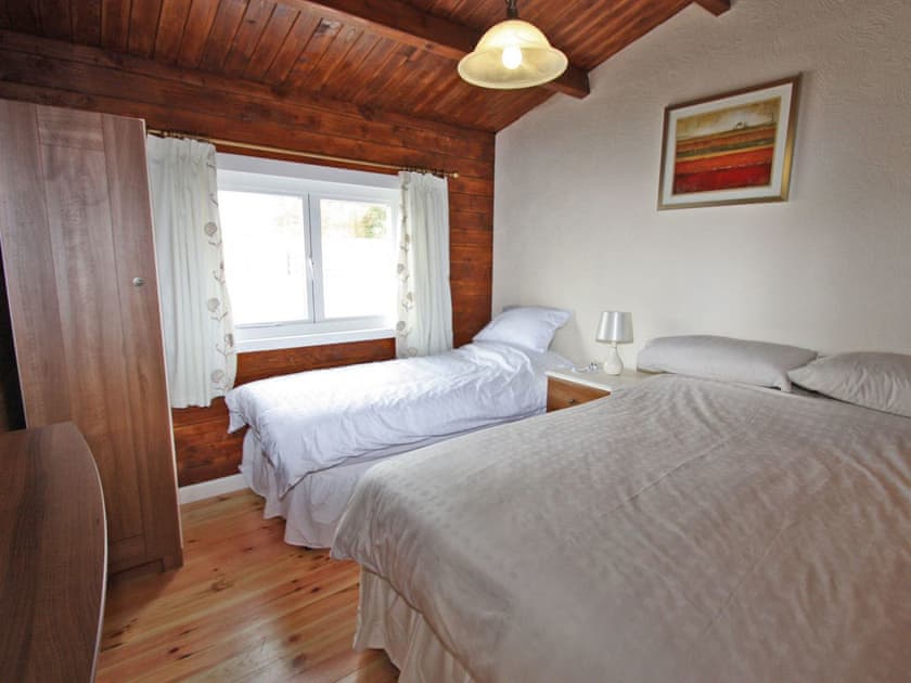 White Springs - Pine Lodge, Pontardulais, Swansea