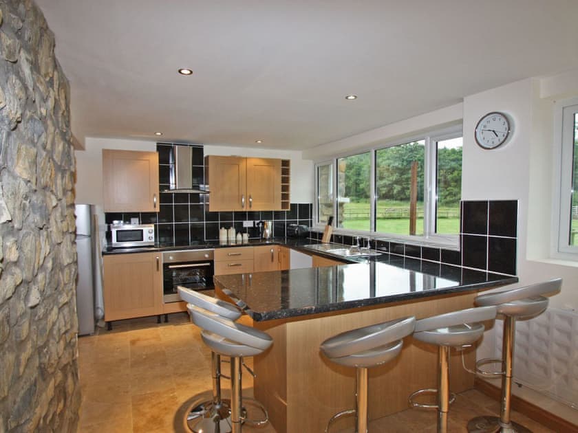 Springfield Court - Lakeside, Peterston-Super-Ely, Cardiff