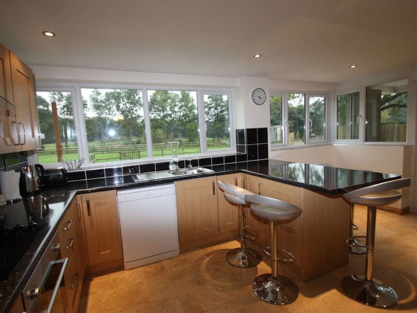 Springfield Court - Lakeside, Peterston-Super-Ely, Cardiff