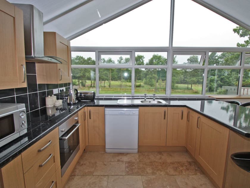 Springfield Court - Lakeview, Peterston-Super-Ely, Cardiff