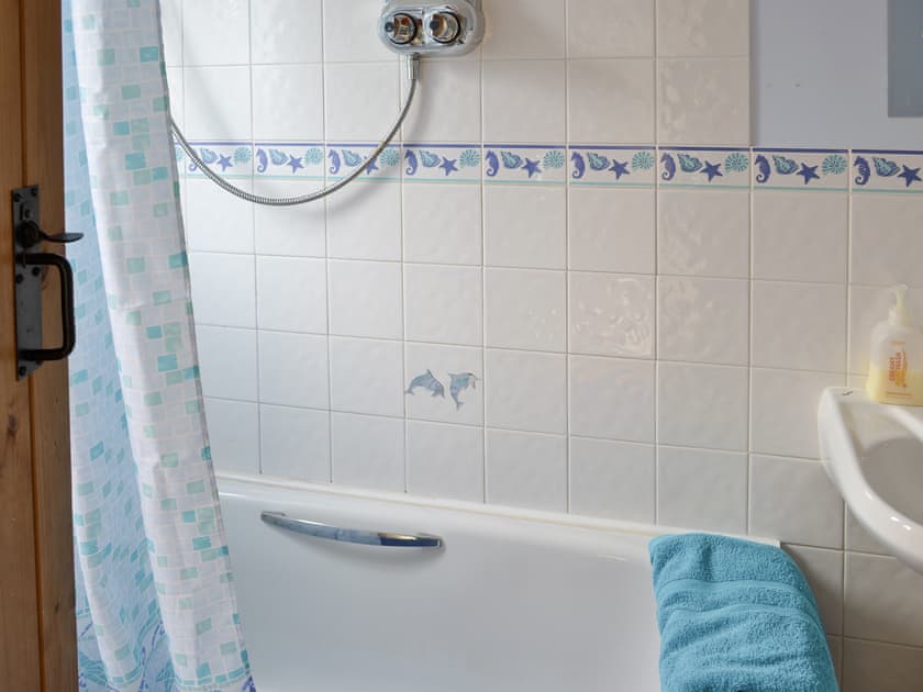 Bathroom | Weach Barton Granary, Westleigh, nr. Instow